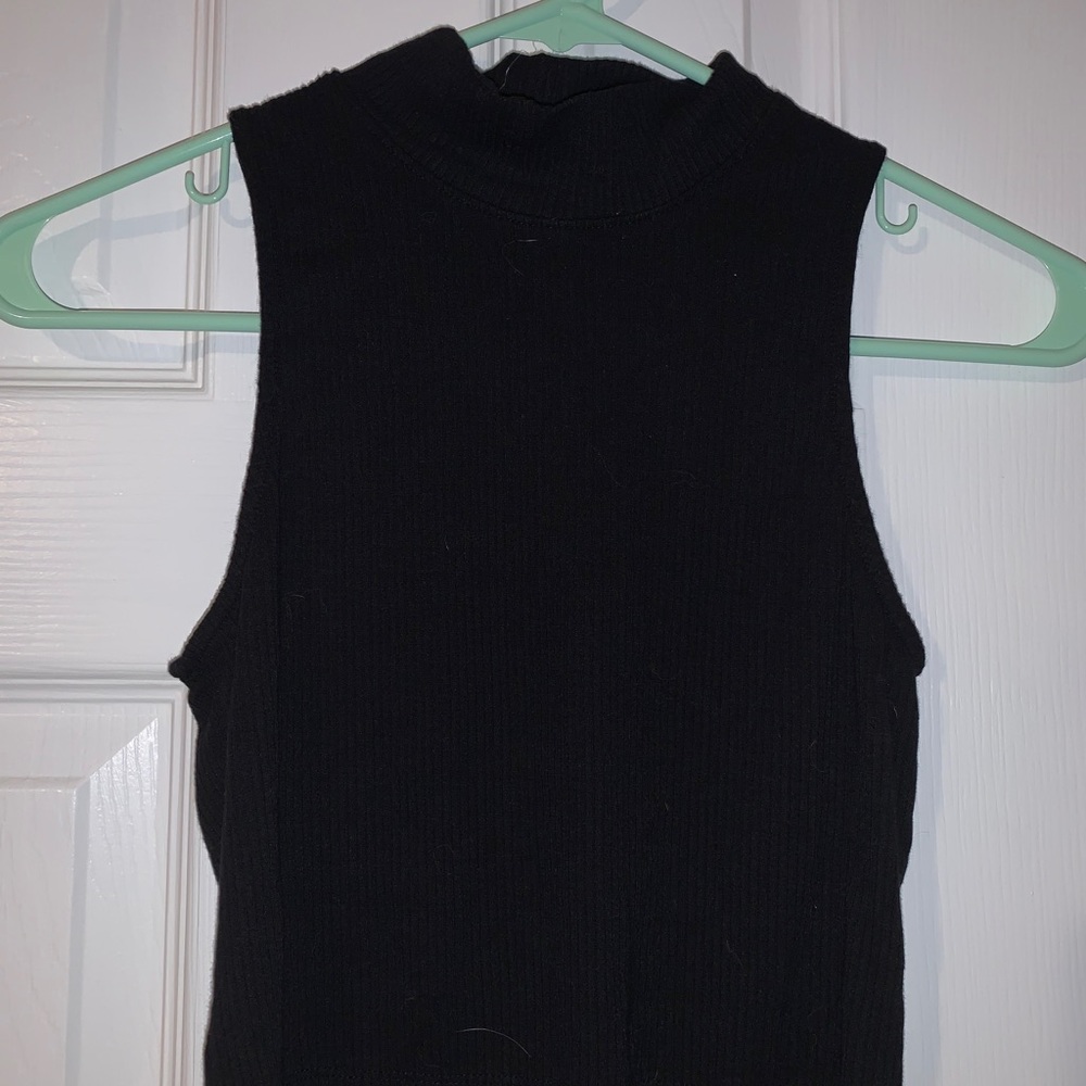Aeropostale Mock Neck Ribbed & Cropped Tank